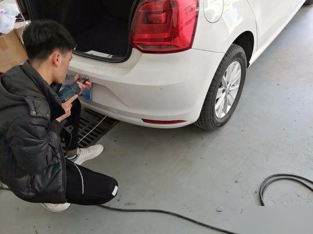 装倒车雷达需要破线吗缩略图