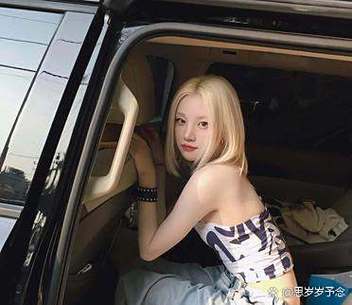 比心聊k的妹子