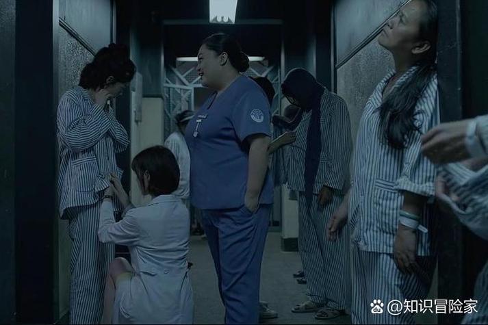 疯人院by小瑞山游戏截图