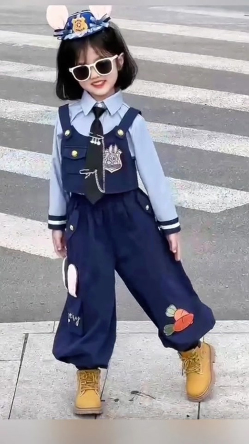 抖音 侏儒女孩缩略图