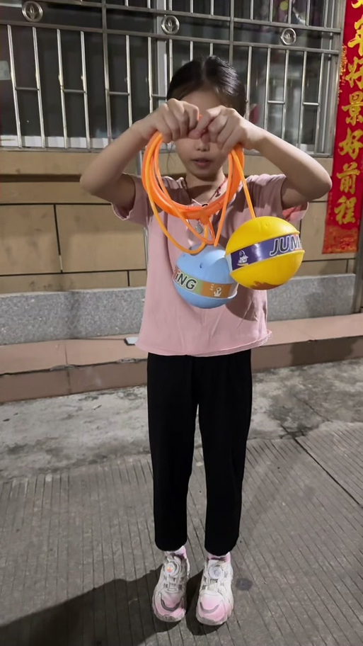 跳跳球怎么玩教程视频缩略图