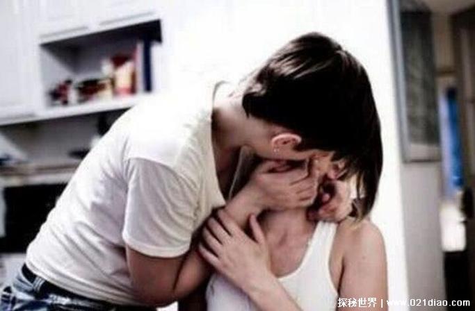 男生亲嘴伸舌头会有生理反应吗图标