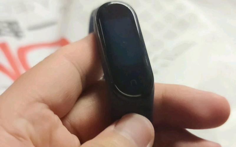 小米手环4nfc黑屏没反应缩略图