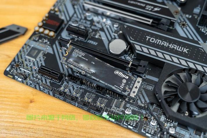 华硕z390_H主板M2接口缩略图