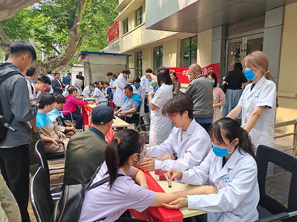 厦门大学附属第一医院杏林分院图标