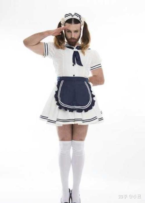 男生穿裙子慢慢变成了女生缩略图