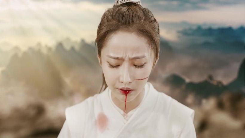 女生胸口被刺了一刀吐血缩略图