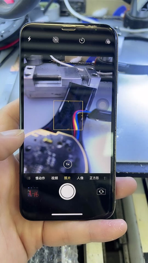 苹果后置摄像头聚焦不了模糊缩略图