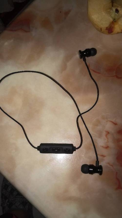 无线耳机一直亮灯不灭图标