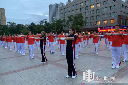佳木斯舞缩略图
