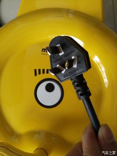 插座突然砰的一声游戏截图