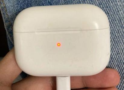 苹果耳机没电了充电没反应缩略图