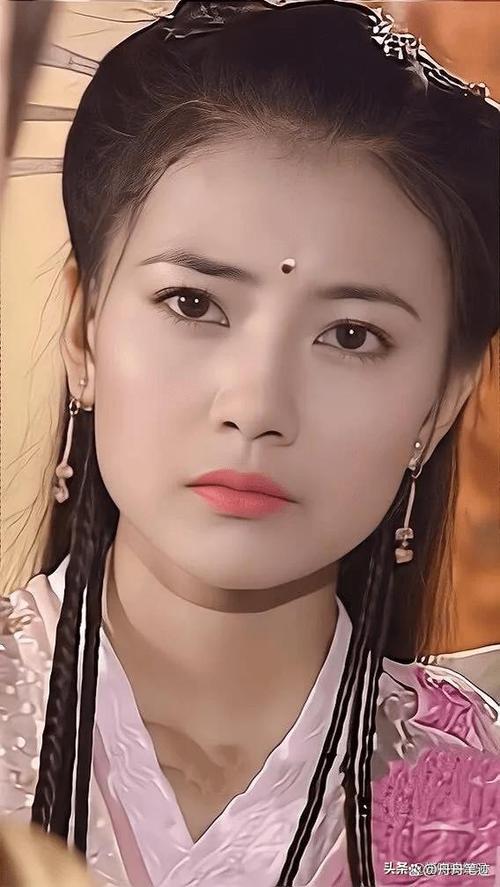 演过周芷若的女明星图标