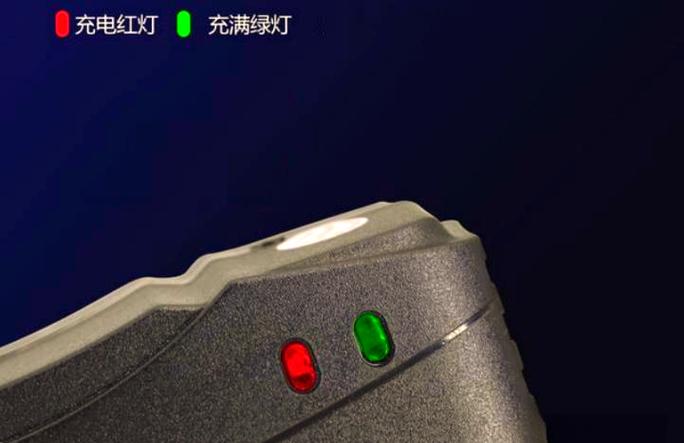 锂电池一充电就绿灯游戏截图