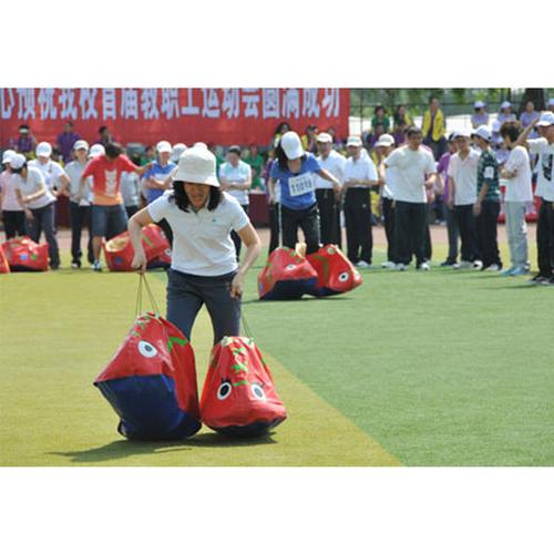 缩小掉进鞋子里游戏缩略图