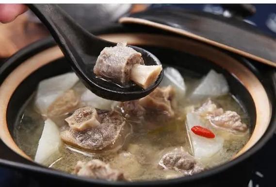红皮萝卜炖汤要去皮吗缩略图