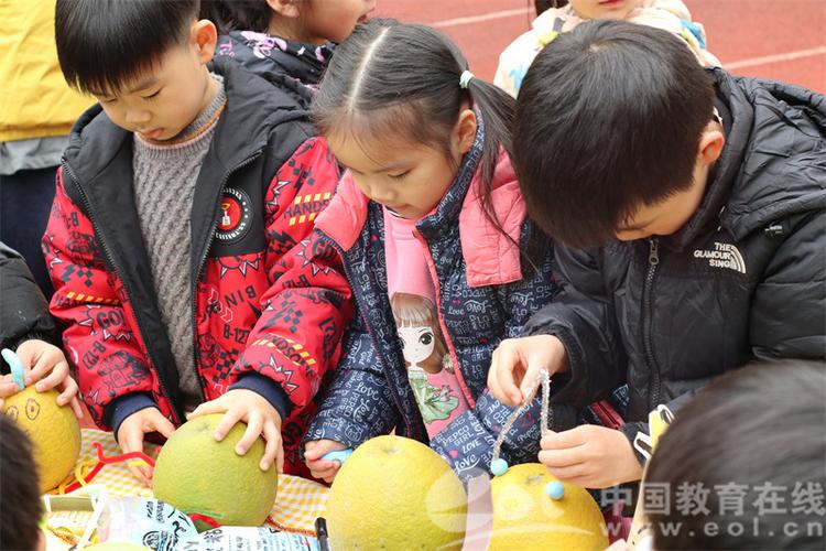 幼儿园的柚子游戏截图