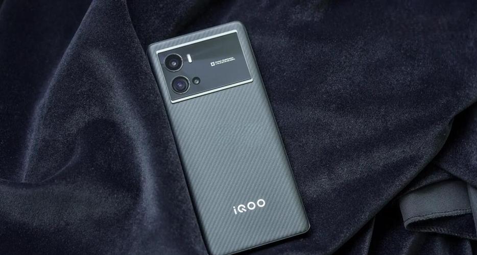 iQOO9赛道版缩略图