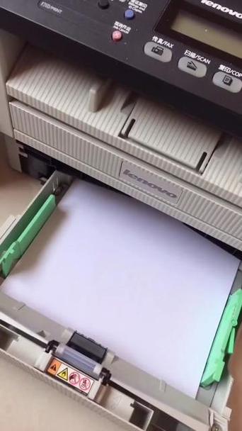 打印机纸盒有纸却显示无纸怎么办缩略图