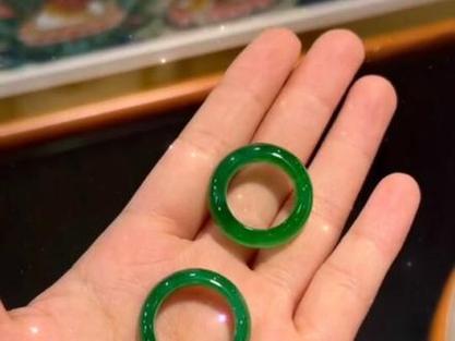 满绿翡翠缩略图