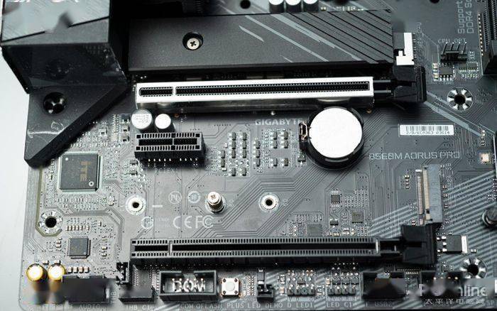 技嘉b560md2v和小雕缩略图