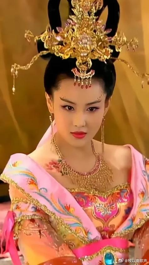 梁丽版封神榜妲己沐浴在线观看游戏截图