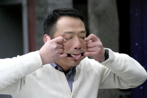 如何将表情包添加到图片上缩略图