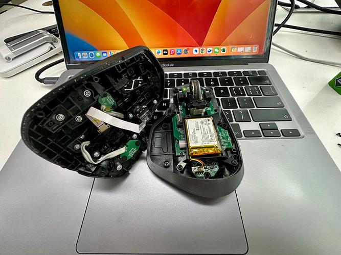 罗技g102怎么拆卸清洗缩略图