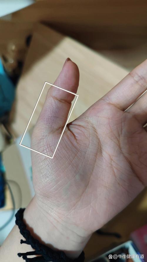 指甲有紫色的竖纹游戏截图