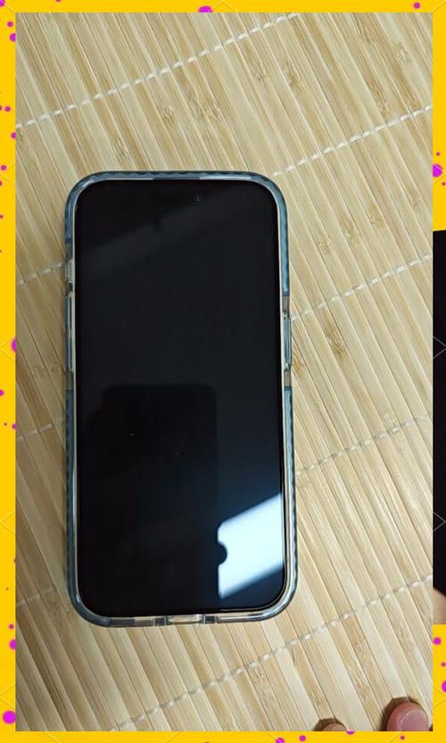 手机钢化膜有黑边好还是没黑边好缩略图