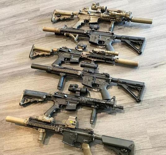 海豹突击队的武器装备缩略图