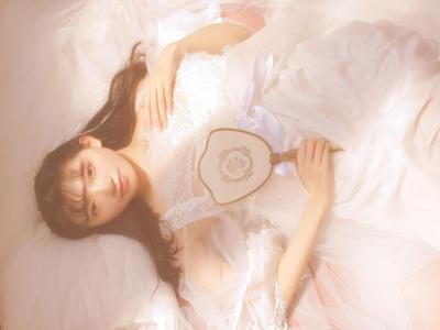 恶棍女孩学按摩缩略图