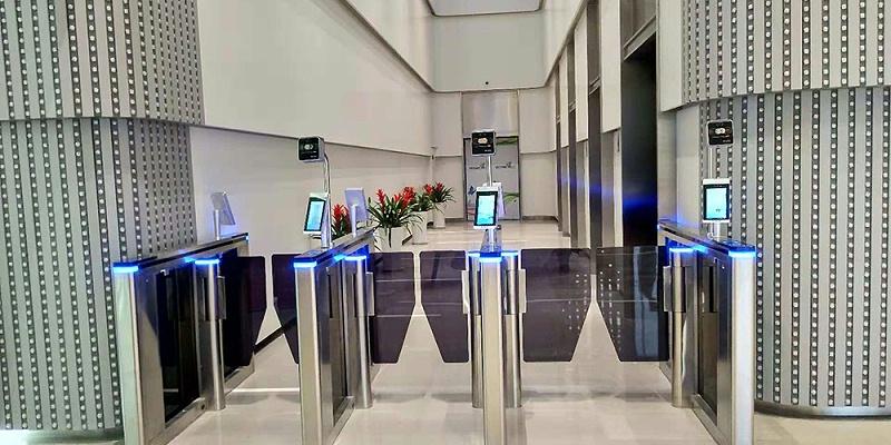 我的世界如何进入别人的房间缩略图