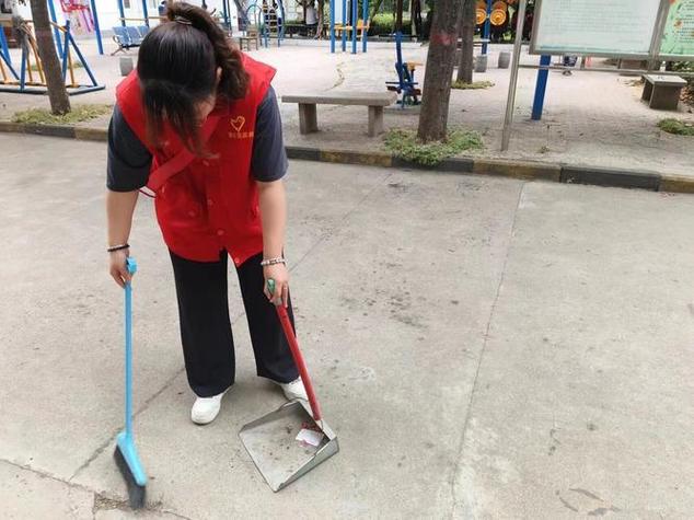 环保志愿者缩略图