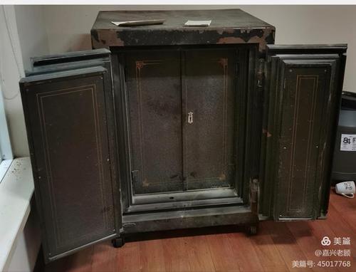 老式保险柜的开法缩略图