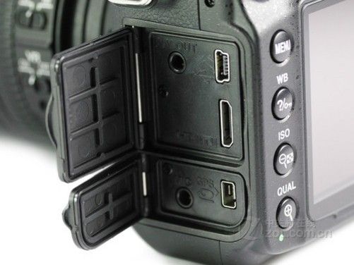 尼康d7000充电器缩略图