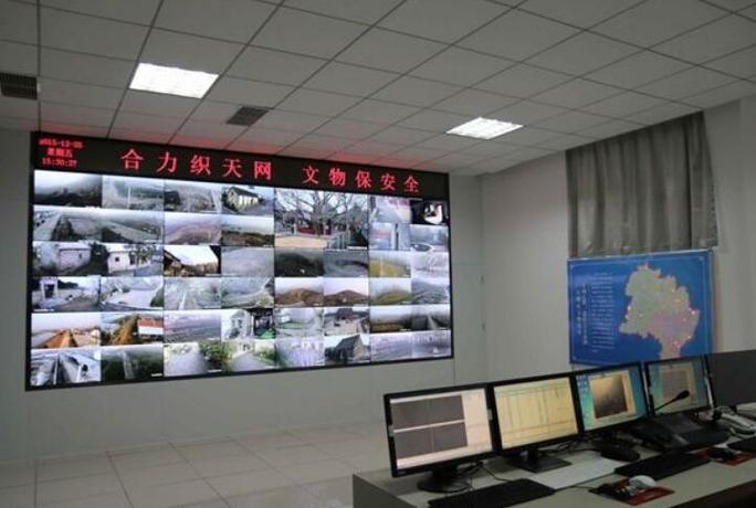公安局调出三年前天网监控缩略图