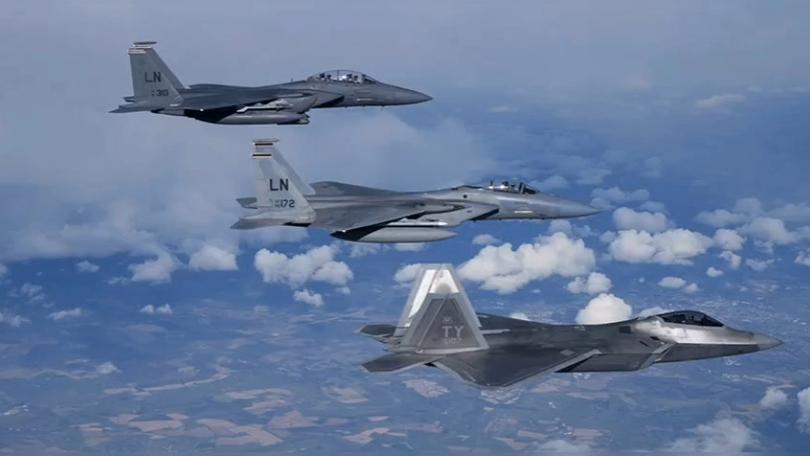 F22与F15模拟空战图标