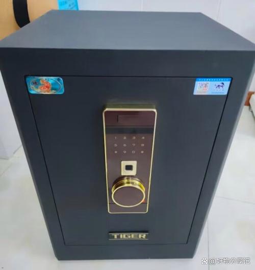 虎牌保险柜如何设置指纹缩略图