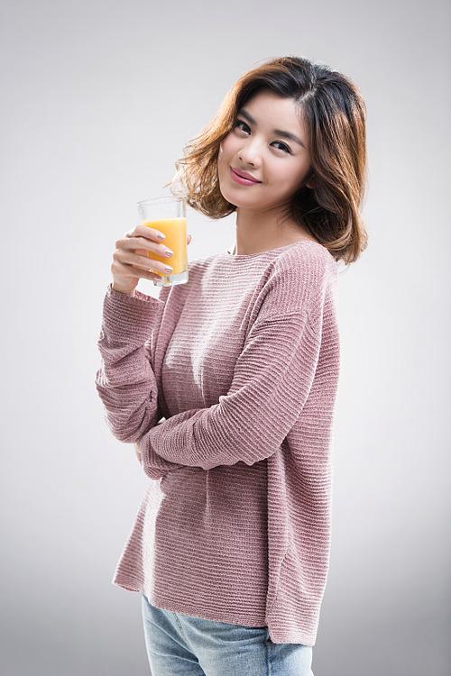 女生说喝橙汁是什么意思游戏截图