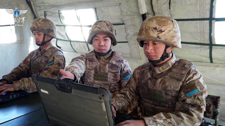 雷达兵里面分什么兵种啊缩略图