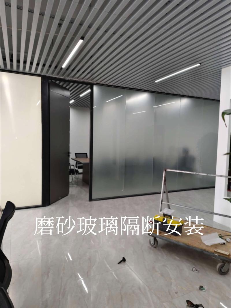 磨砂玻璃的用途缩略图