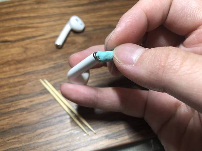 耳机黏糊糊的怎么清理缩略图