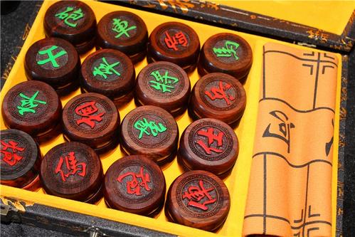 象棋木质排行榜前十名缩略图