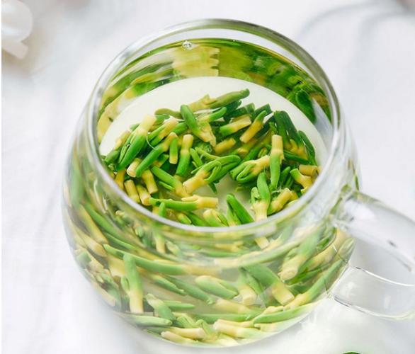 莲子心茶泡水喝有什么功效图标