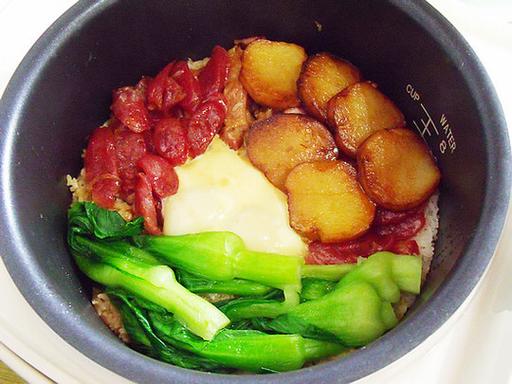 电饭锅煲仔饭正宗做法缩略图