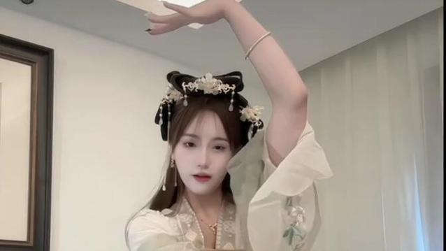 冉冉学姐糖心vlog的创作背景缩略图