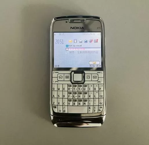 诺基亚e71参数缩略图